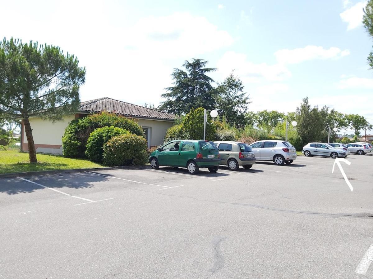 Le Sporting Land - Avec Entree Autonome, Parking Prive & Sa Piscine ! - Apartamento Gaillac Exterior foto