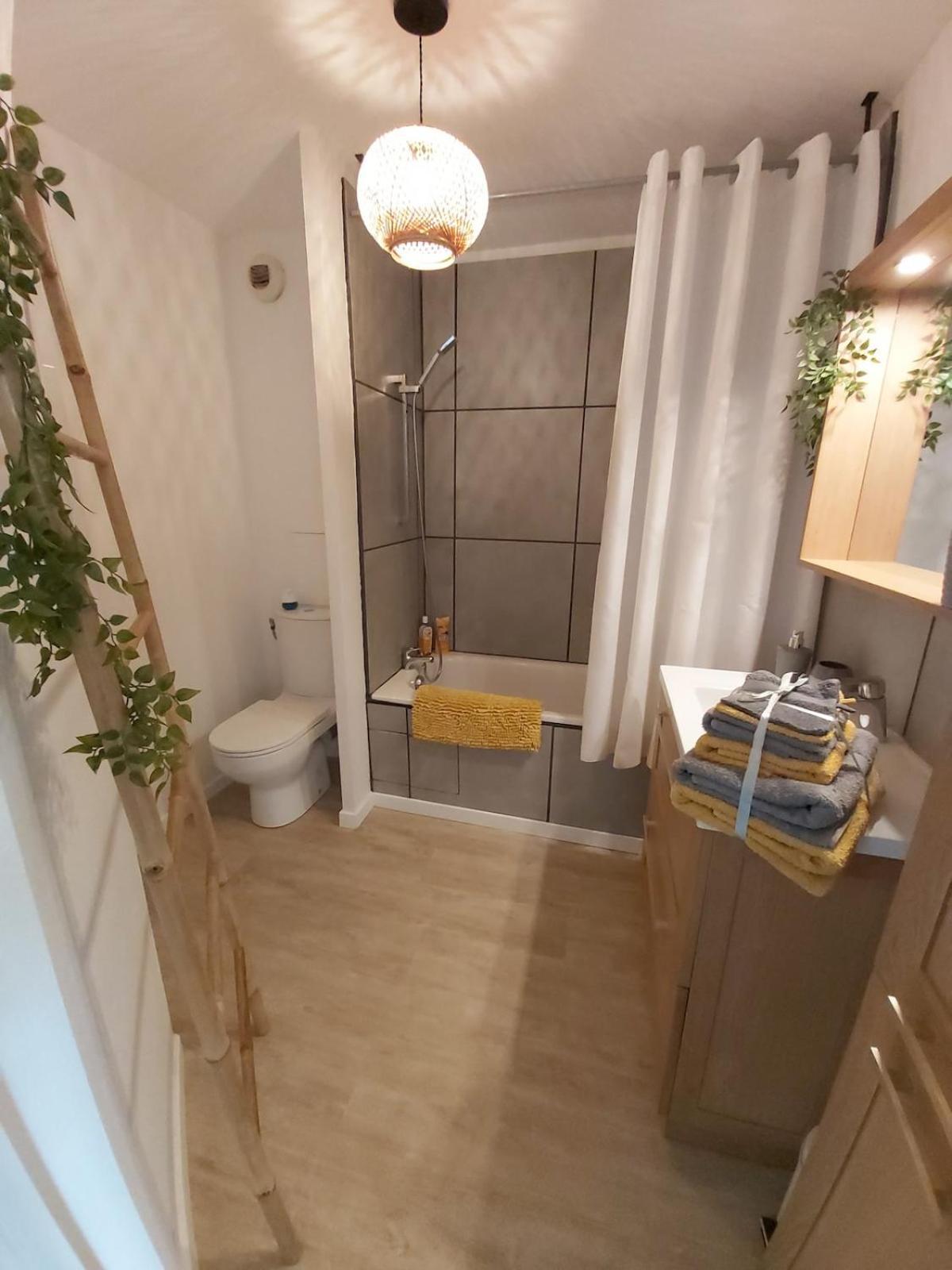 Le Sporting Land - Avec Entree Autonome, Parking Prive & Sa Piscine ! - Apartamento Gaillac Exterior foto
